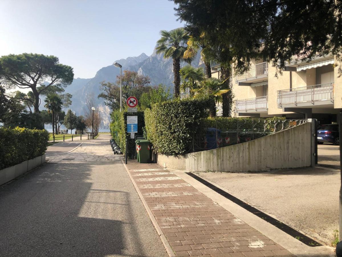 ריבה דל גארדה Appartamento Al Lago מראה חיצוני תמונה