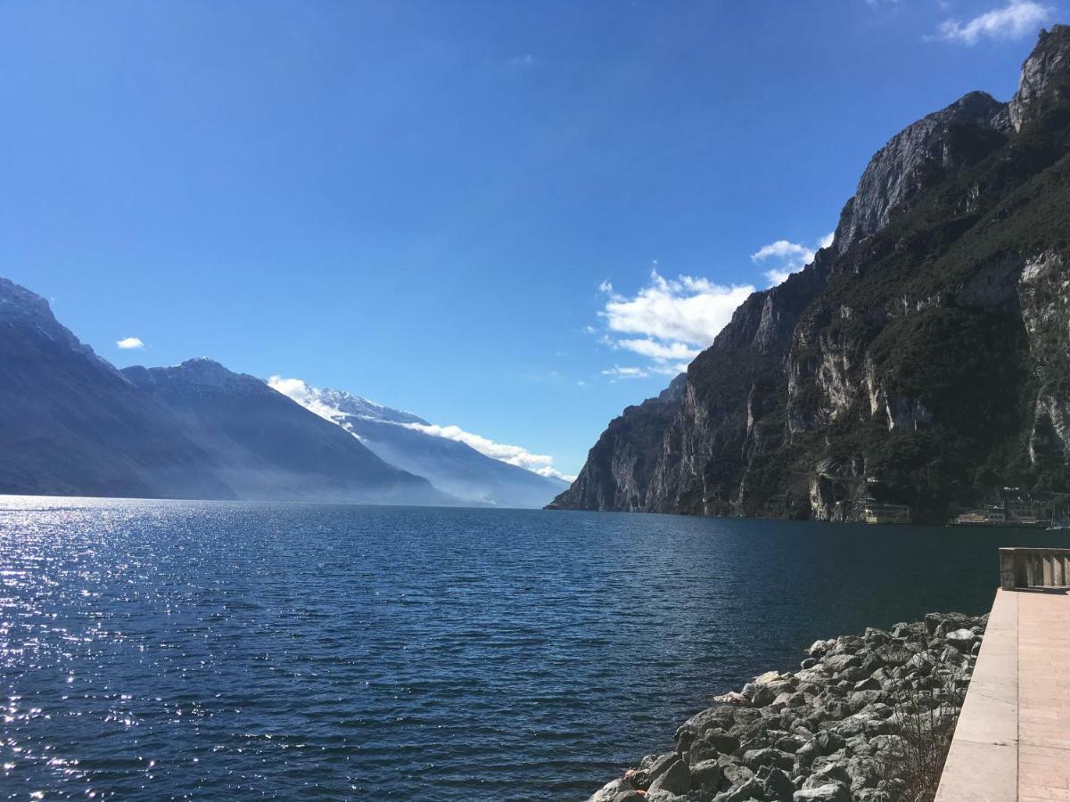 ריבה דל גארדה Appartamento Al Lago מראה חיצוני תמונה